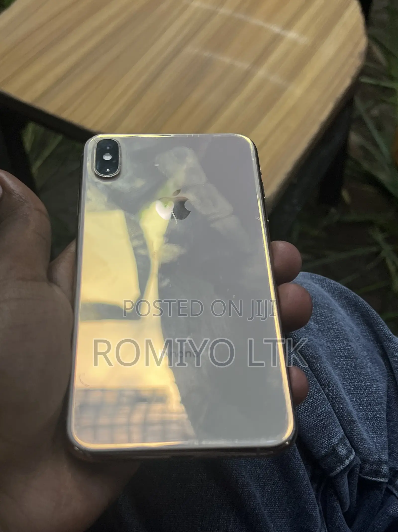 Apple iPhone XS Max 64 GB Gold