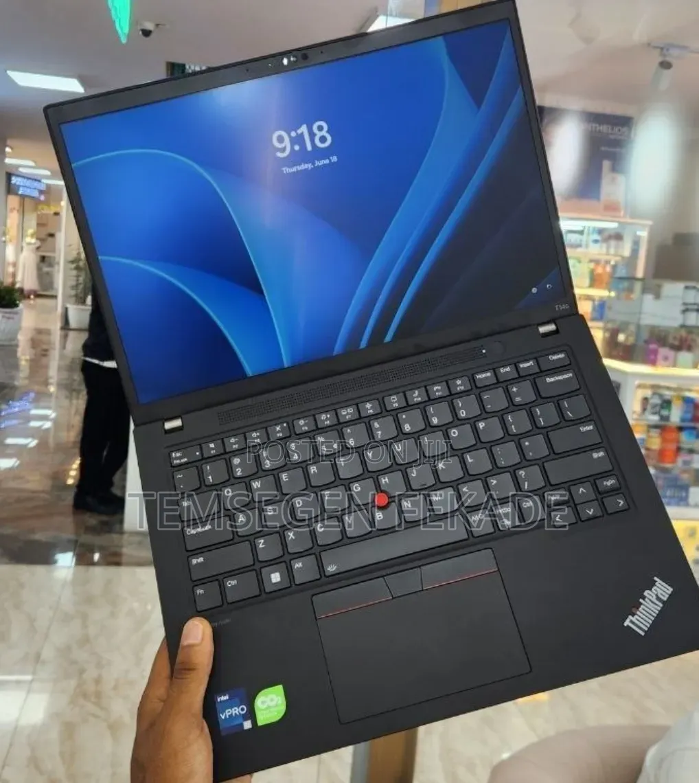 New Laptop Lenovo ThinkPad T14s G4 16GB Intel Core i7 SSD 1T