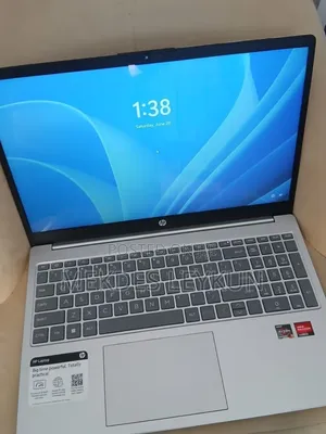 New Laptop HP Stream Notebook 8GB AMD Ryzen 5 SSD 512GB