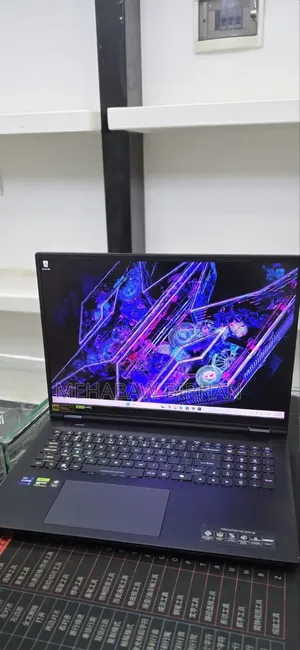 New Laptop Acer Predator Helios 18 PH18-71 32GB Intel Core i9 SSD 1T