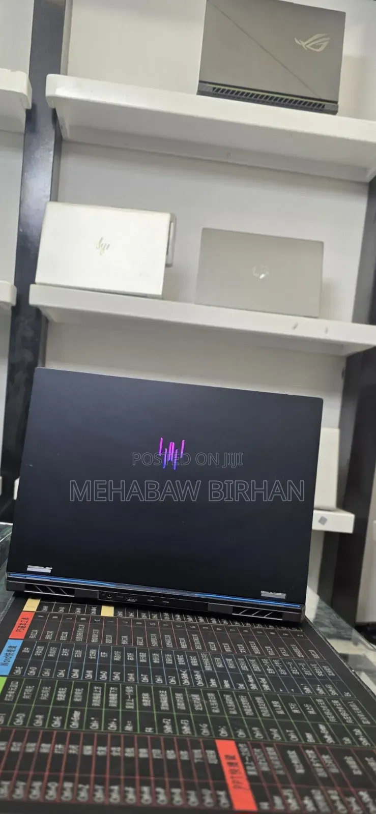 New Laptop Acer Predator Helios 18 PH18-71 32GB Intel Core i9 SSD 1T