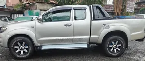 Toyota Hilux 2008 Beige