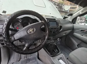 Toyota Hilux 2008 Beige