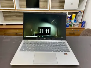 New Laptop HP Stream Notebook 8GB AMD Ryzen 5 SSHD (Hybrid) 512GB