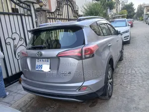 Toyota RAV4 2016 Silver