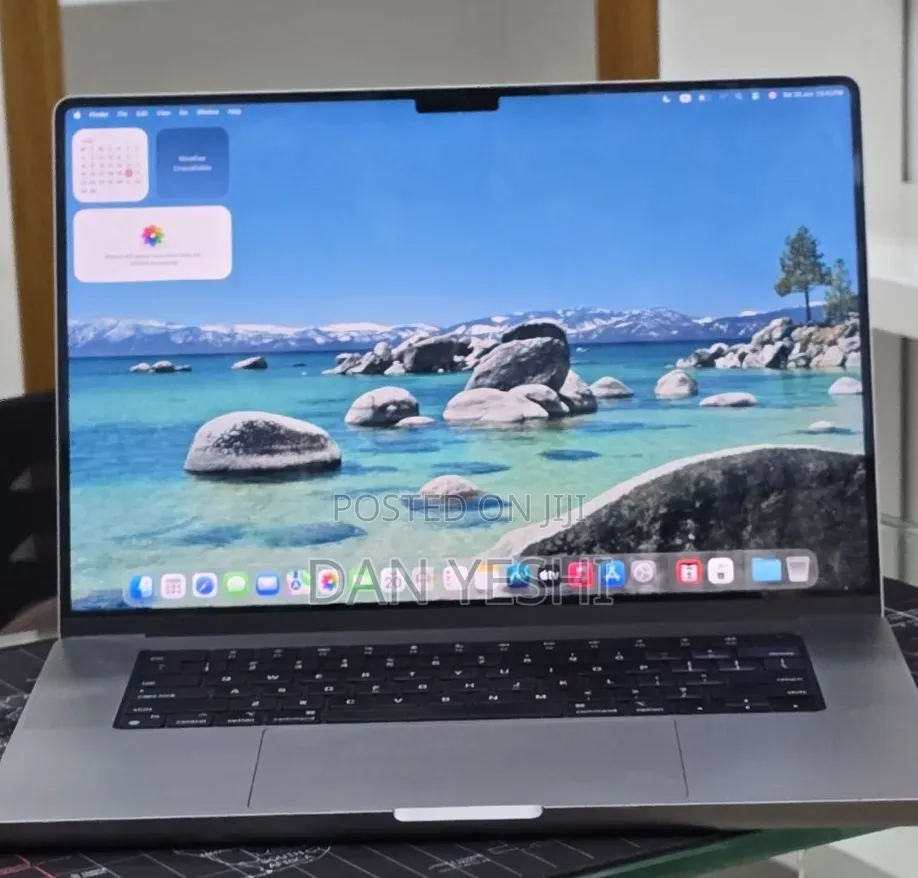 New Laptop Apple MacBook Pro 2021 M1 32GB Apple M1 SSD 512GB