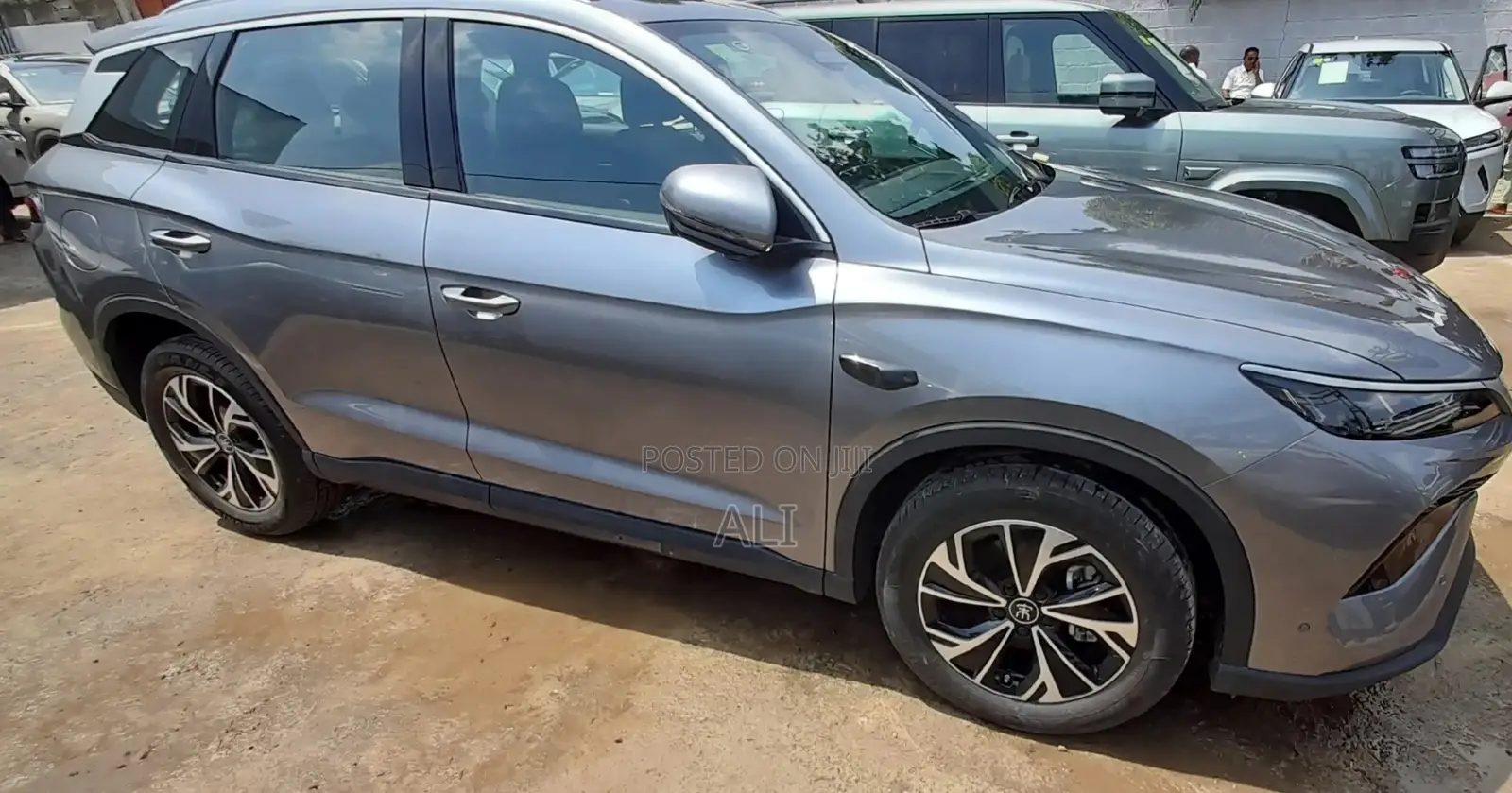 New BYD Song Pro DM-i 2025 Silver