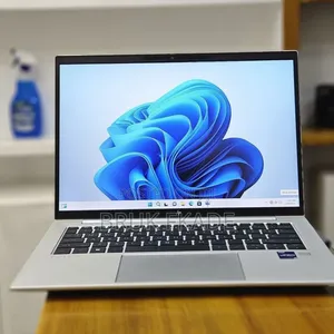 New Laptop HP EliteBook 840 G10 16GB Intel Core i7 SSD 1T