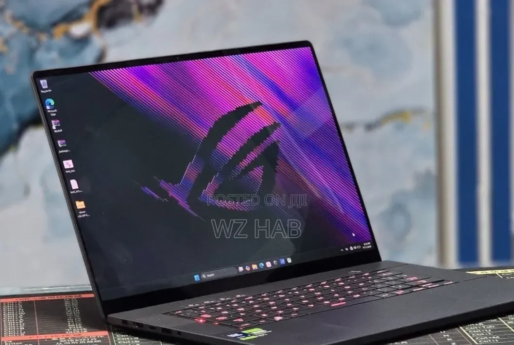New Laptop Asus ROG Zephyrus G16 16GB Intel Core Ultra 9 SSD 1T