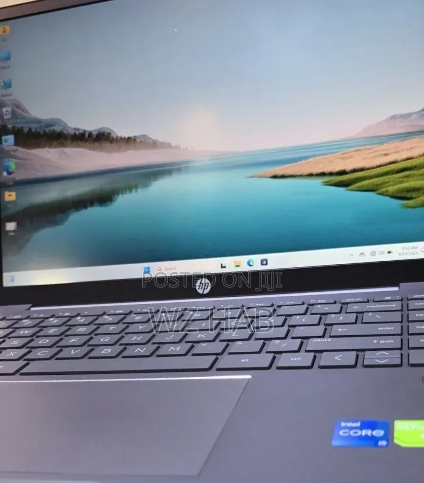 New Laptop HP 550 16GB Intel Core i5 SSD 512GB