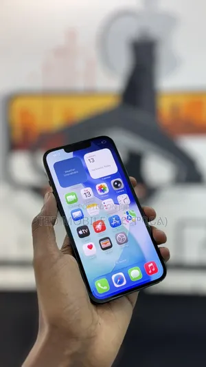 Apple iPhone 13 128 GB Green