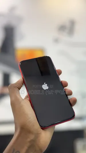 Apple iPhone 11 128 GB Red