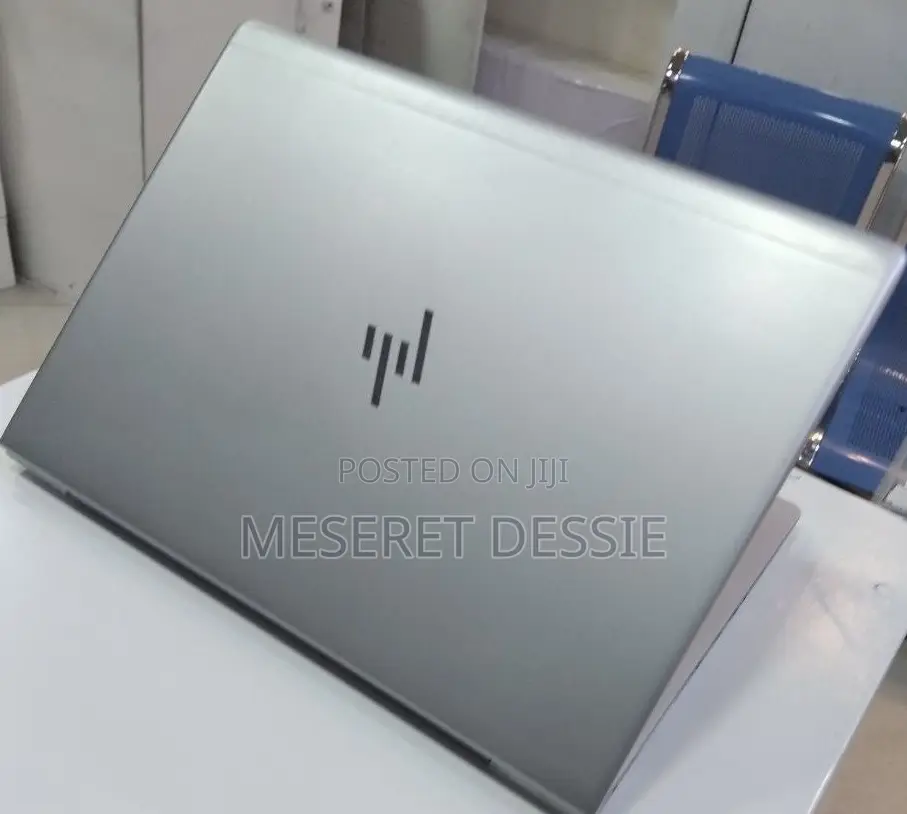 New Laptop HP EliteBook 830 8GB Intel Core i5 SSD 512GB