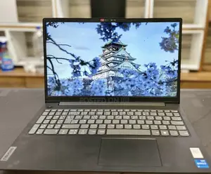 New Laptop Lenovo 12GB Intel Core i5 SSD 512GB