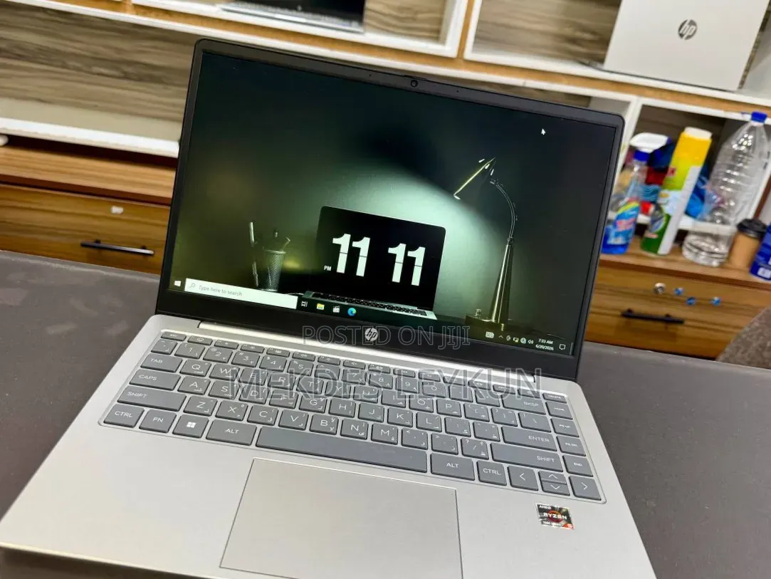 New Laptop HP Stream Notebook 8GB AMD Ryzen 5 SSD 512GB