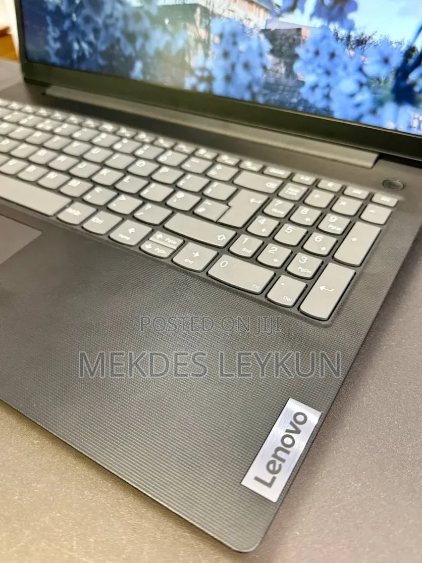 New Laptop HP Stream Notebook 12GB Intel Core i5 SSD 512GB