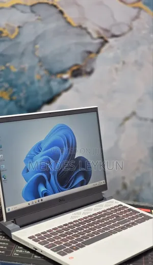 New Laptop Dell G15 5511 8GB AMD Ryzen 7 SSD 512GB