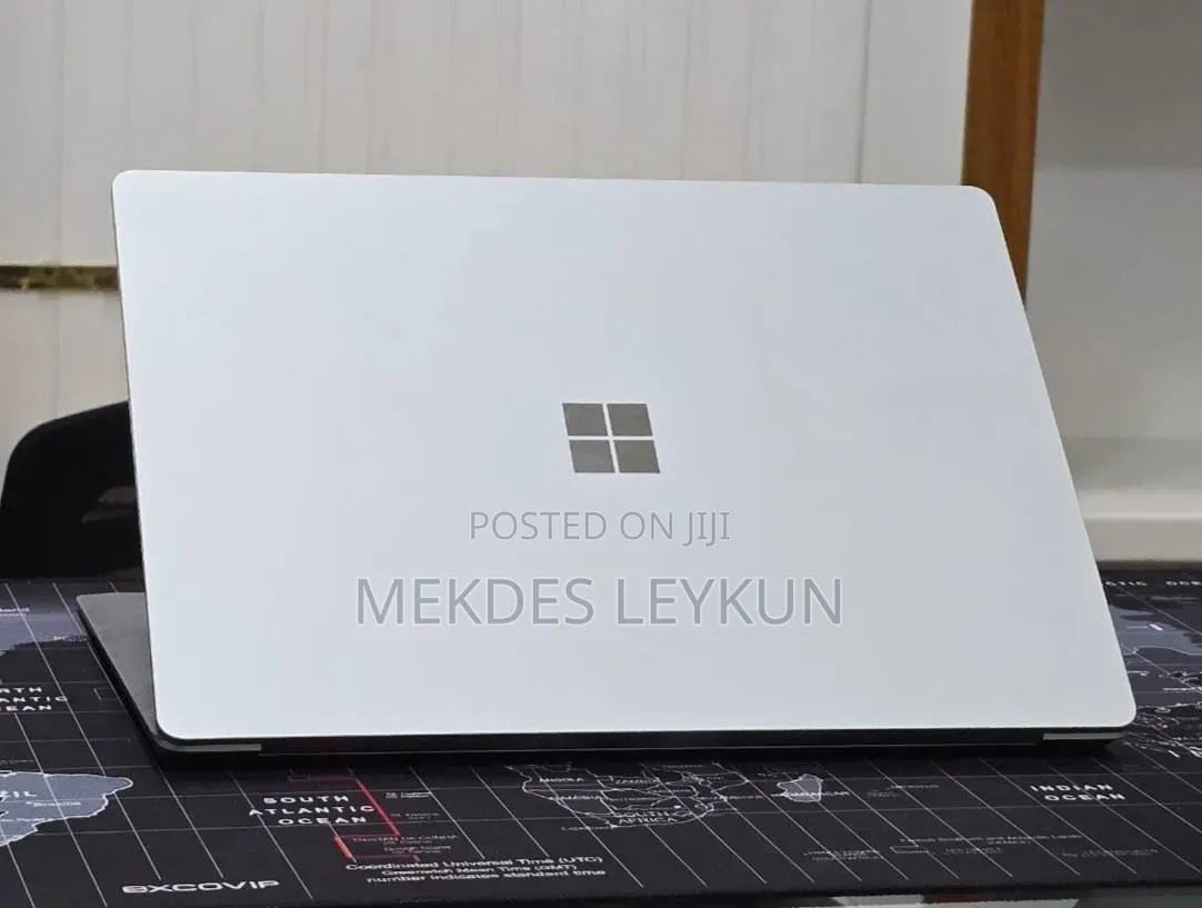 New Laptop Microsoft Surface 16GB Intel Core i7 SSD 512GB