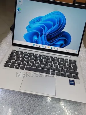 New Laptop HP EliteBook 830 16GB Intel Core i5 SSD 512GB