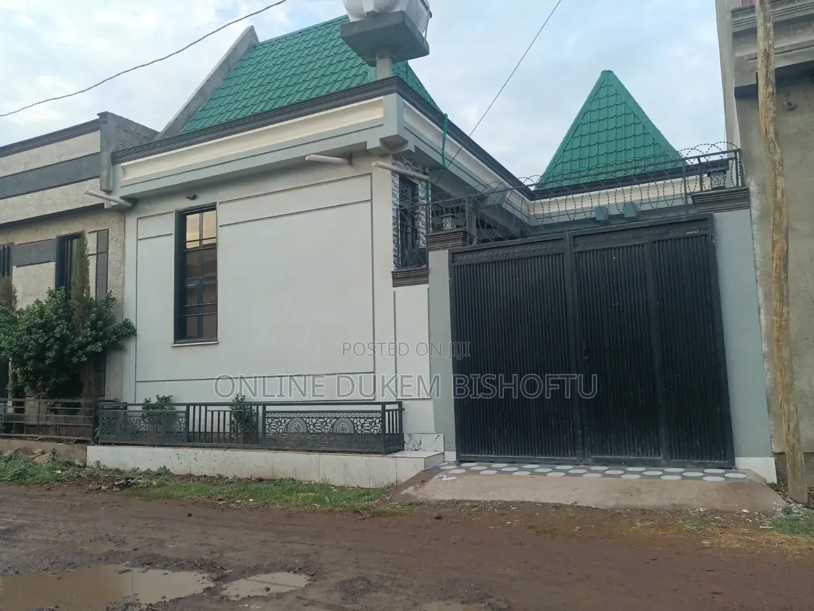 Furnished 8bdrm Villa in Dukem Bishoftu, East Shewa for sale