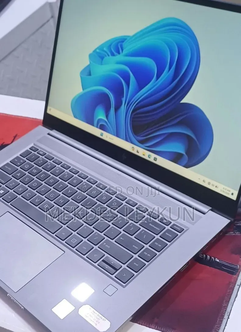 New Laptop HP Zbook Studio G7 32GB Intel Core i7 SSD 512GB