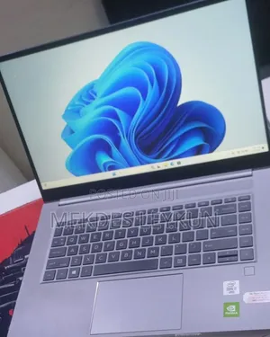New Laptop HP Zbook Studio G7 32GB Intel Core i7 SSD 512GB