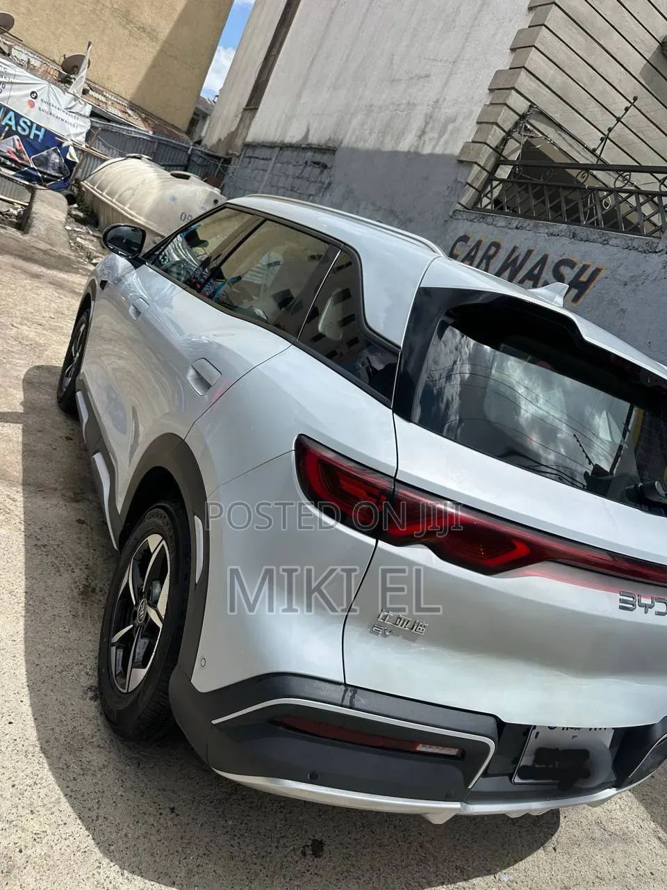 BYD Yuan Up 2025 Off white