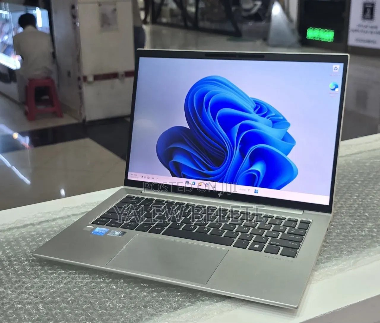 New Laptop HP EliteBook 840 G9 16GB Intel Core i5 SSD 512GB