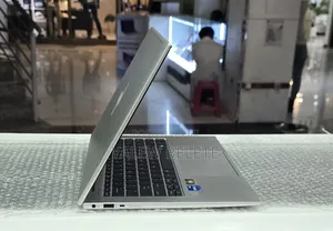 New Laptop HP EliteBook 840 G9 16GB Intel Core i5 SSD 512GB