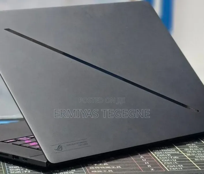 New Laptop Asus ROG Strix G15 16GB Intel Core Ultra 9 SSD 512GB