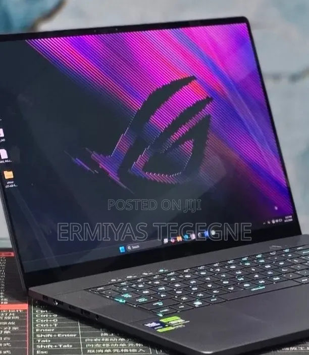 New Laptop Asus ROG Strix G15 16GB Intel Core Ultra 9 SSD 512GB