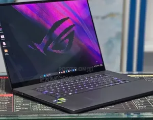 New Laptop Asus ROG Strix G15 16GB Intel Core Ultra 9 SSD 512GB