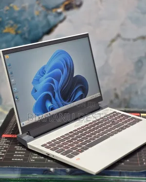 New Laptop Dell 8GB AMD Ryzen 7 SSD 512GB