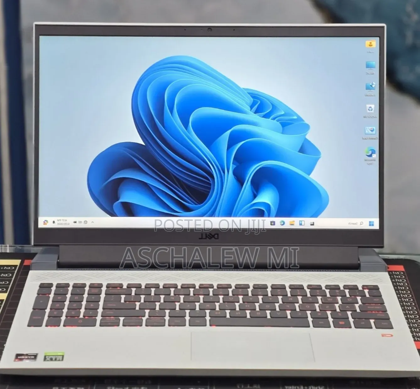 New Laptop Dell G15 5511 8GB AMD Ryzen 7 SSD 512GB