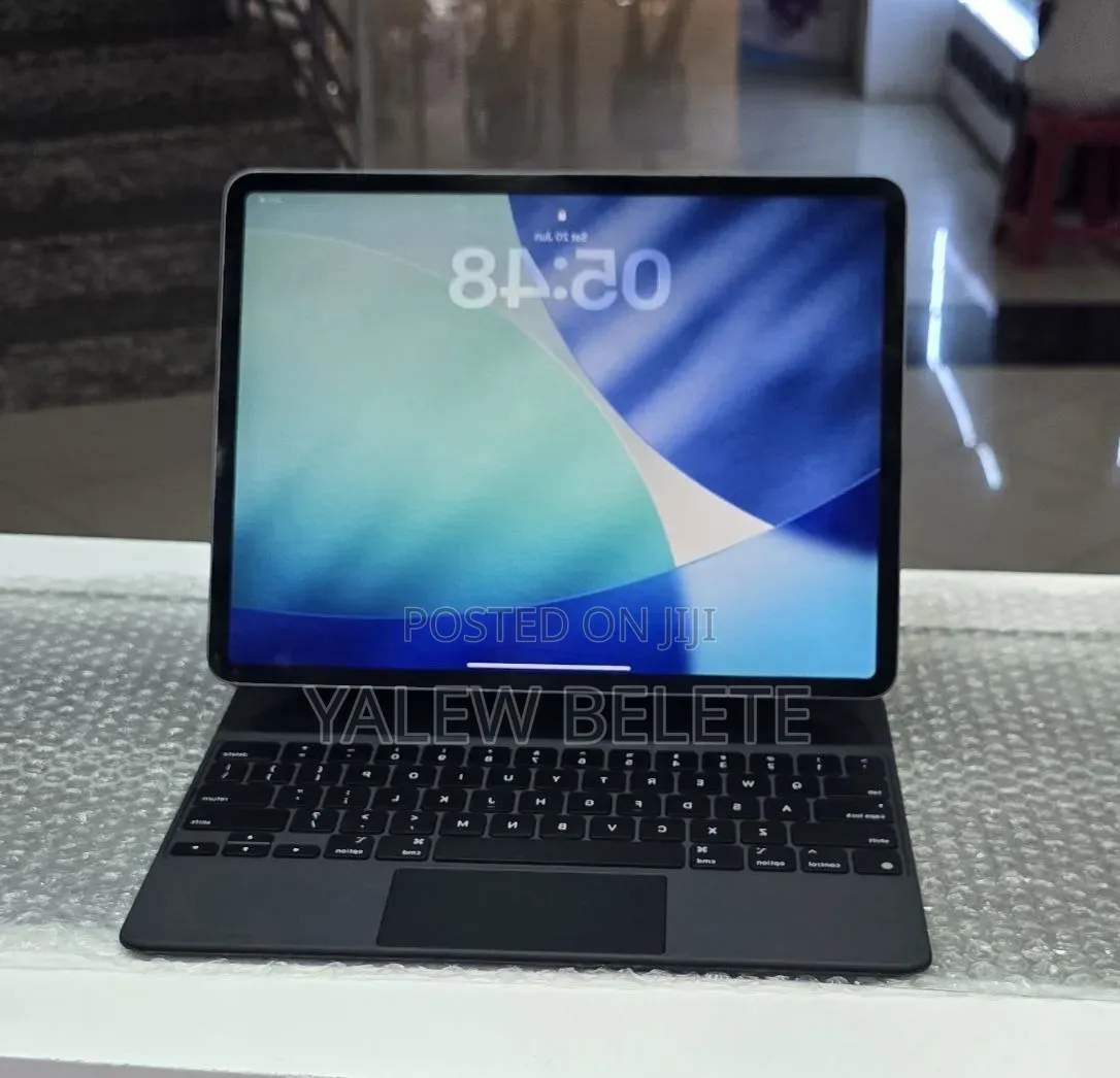 New Apple iPad Pro 256 GB Black