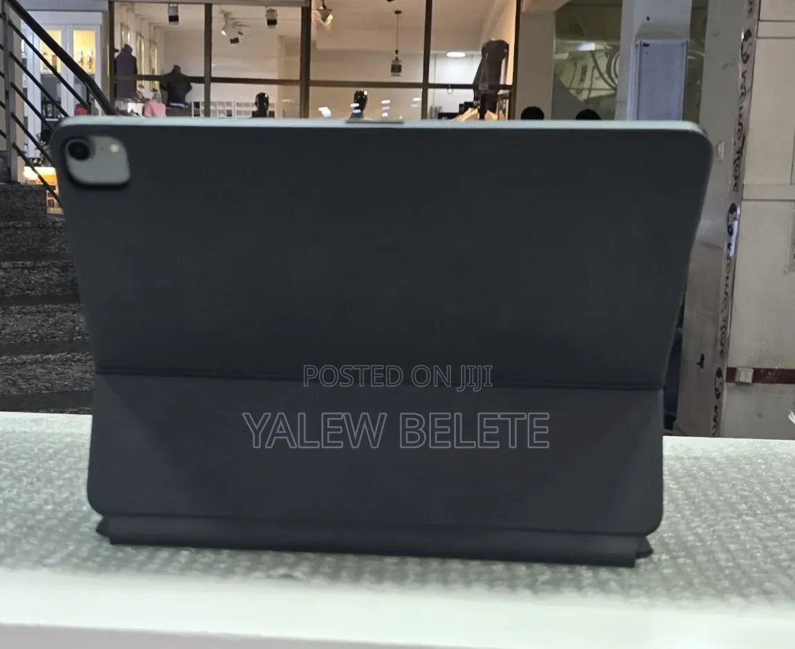 New Apple iPad Pro 256 GB Black