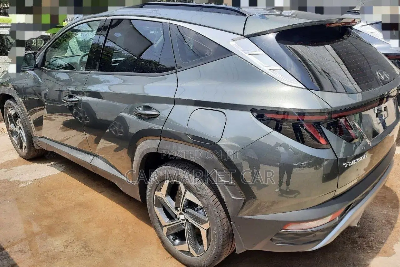 New Hyundai Tucson SE 2023 Gray