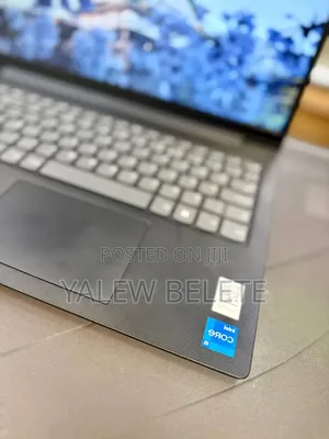 New Laptop Lenovo Ideapad 3 12GB Intel Core i5 SSD 512GB