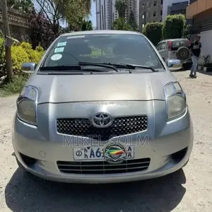 Toyota Yaris 2007 Gray