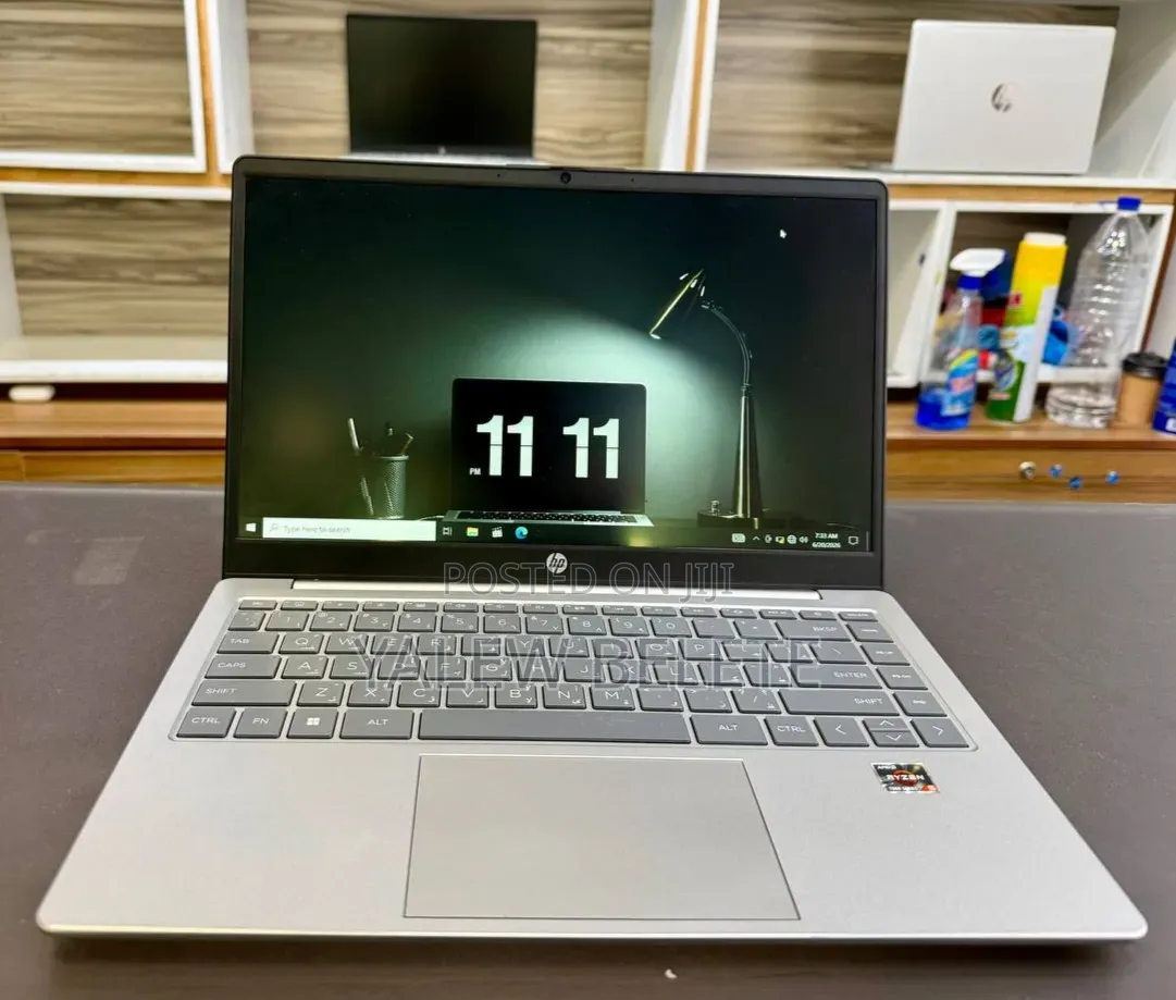 New Laptop HP Stream Notebook 8GB AMD Ryzen 5 SSD 512GB