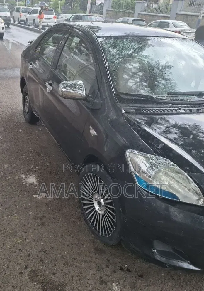 Toyota Yaris 2007 Black