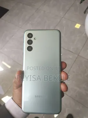 Samsung Galaxy M13 64 GB Silver