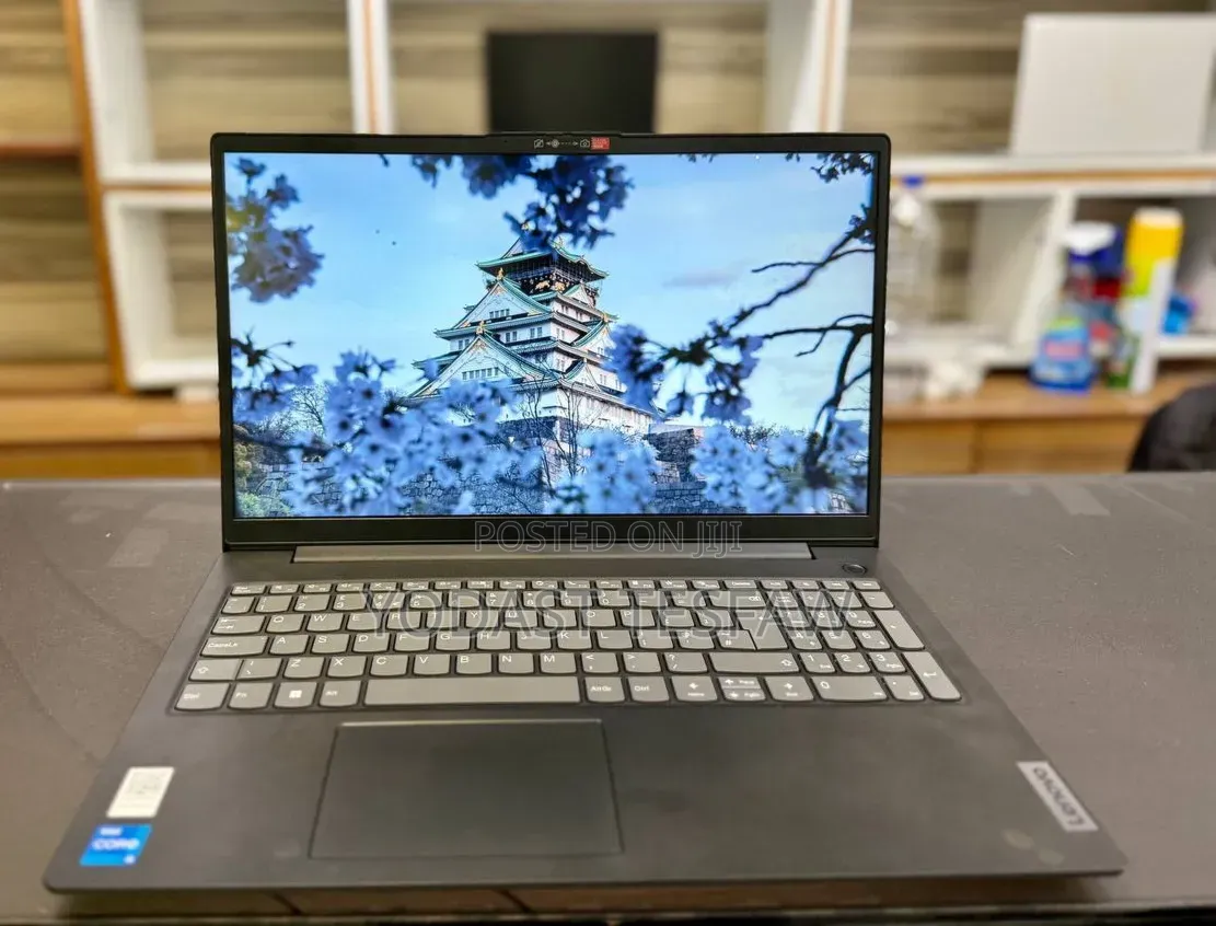 New Laptop Lenovo IdeaPad Z370 12GB Intel Core i5 SSD 512GB