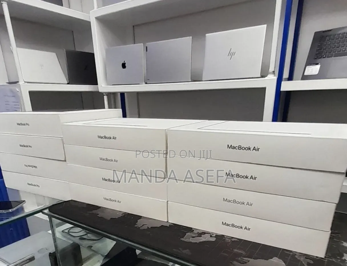 New Laptop Apple MacBook Pro 2025 M5 24GB Apple M5 SSD 1T