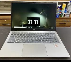 New Laptop HP 8GB AMD Ryzen 5 SSD 512GB