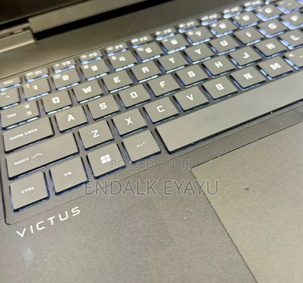 New Laptop HP Victus 16 16GB Intel Core i7 SSD 1T