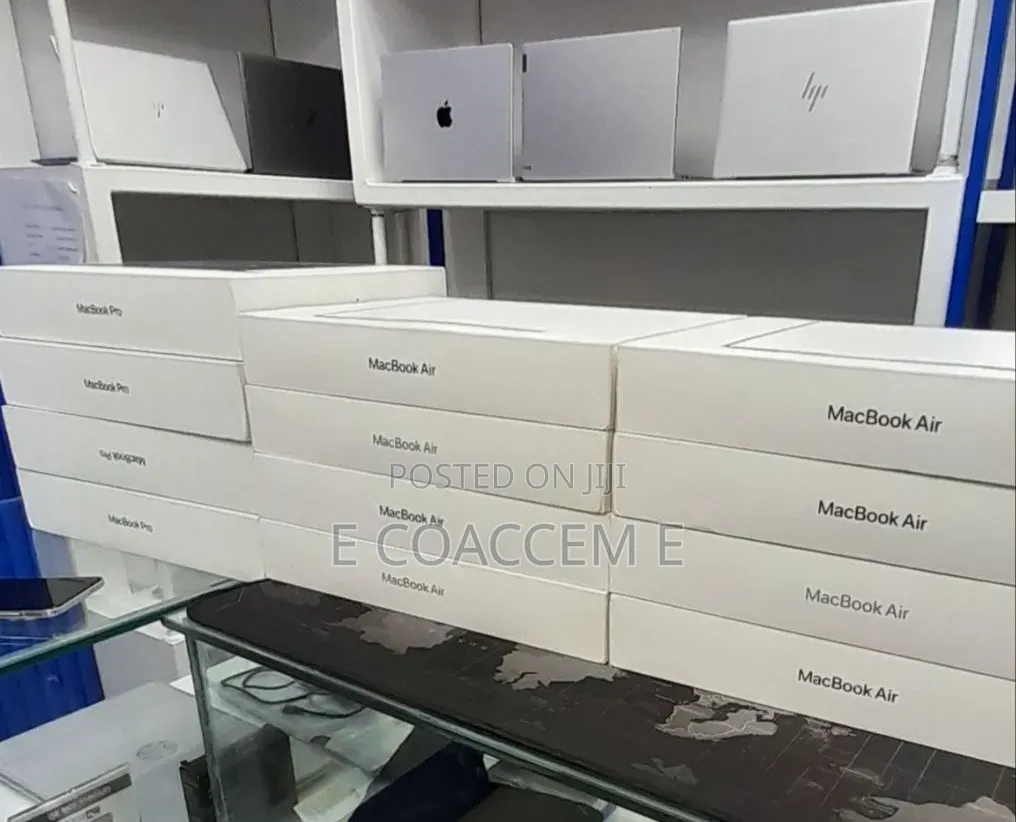 New Laptop Apple MacBook 16GB Apple M5 SSD 512GB