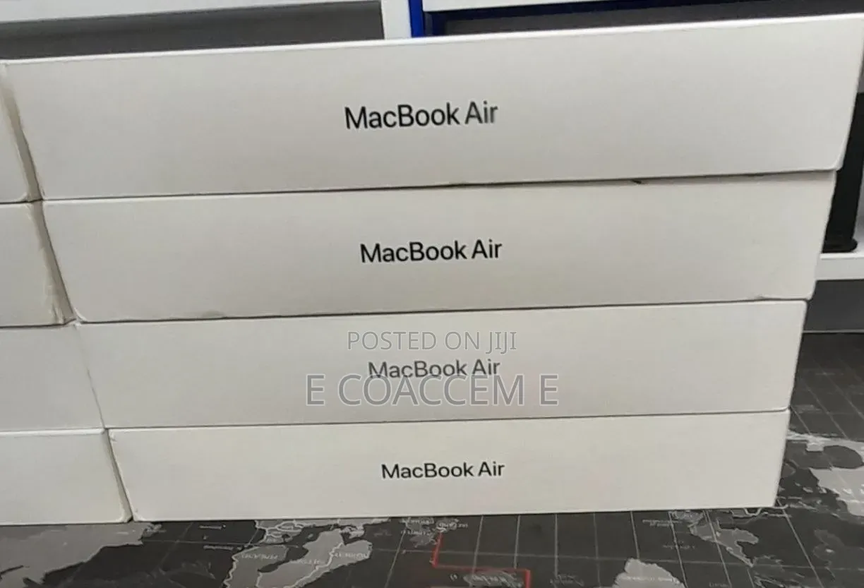 New Laptop Apple MacBook 16GB Apple M5 SSD 512GB