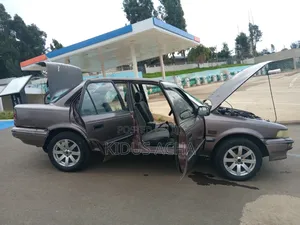 Toyota Corolla 1989