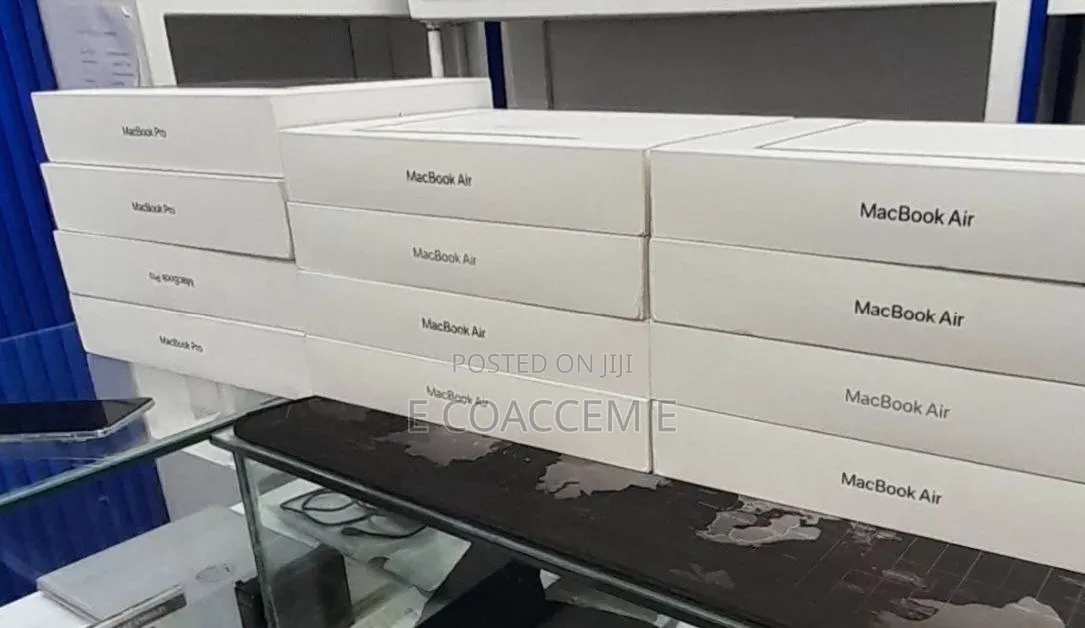 New Laptop Apple MacBook 24GB SSD 1T